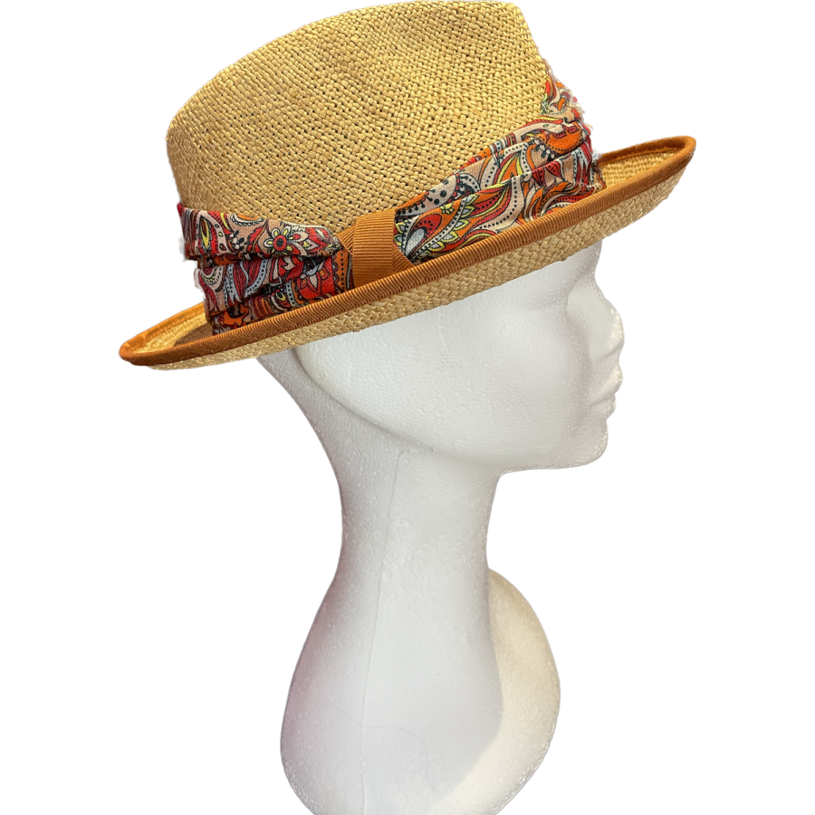 Chapeau petit bord marone